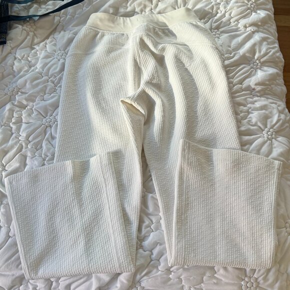 Lululemon Textured High-Rise Wide-Leg Track 32" Pant - White - Picture 6 of 6